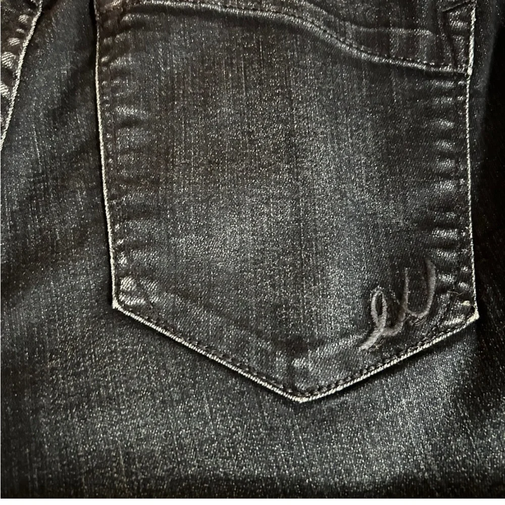 EXPRESS Blue Ankle Cropped Jeans with Slim Fit 12, Good Condition.